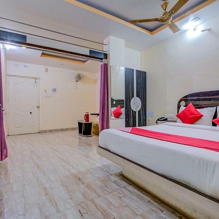 Oyo 18873 Hotel Comfort Деогар Екстер'єр фото